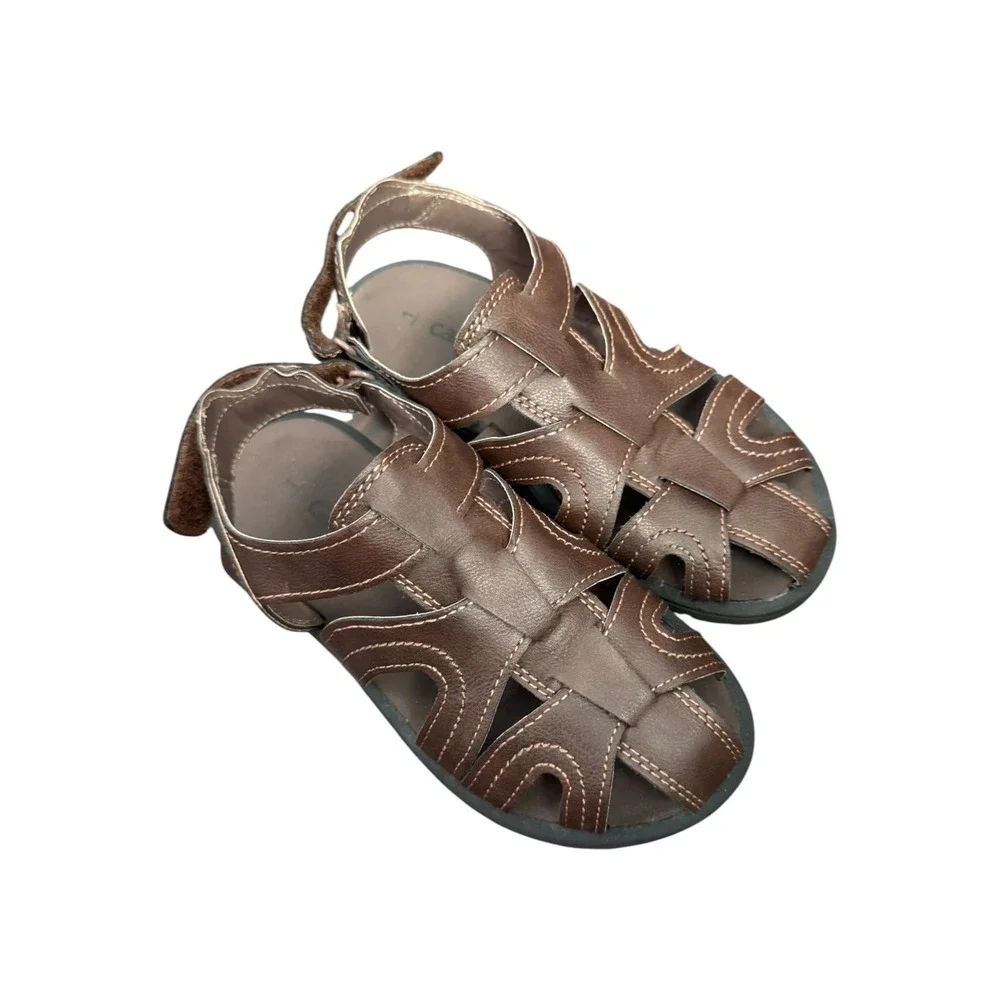 Carters Boys Brown Fisherman Sandals Closed Toe‎ Hook Loop Strap Size 1M EUR 32